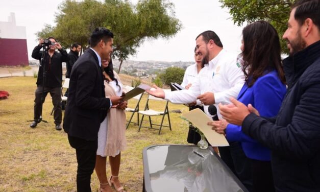 Que viva el amor: parejas se casan en ”Delegación en movimiento”