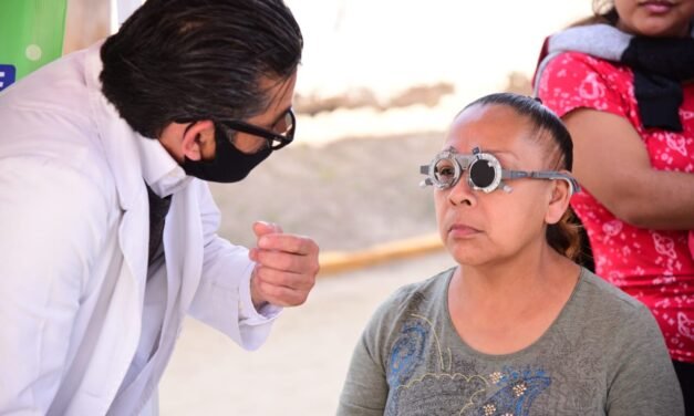 Servicios médicos y trámites al alcance de la puerta