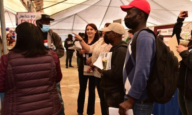 Hay más de dos mil ofertas para migrantes en Feria del Empleo