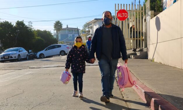 No bajes la guardia: continúan protocolos anticovid en escuelas