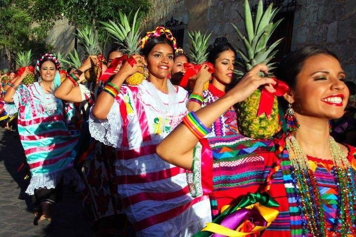 Vivirá Tijuana “Fiestas a Flor de Piña” 