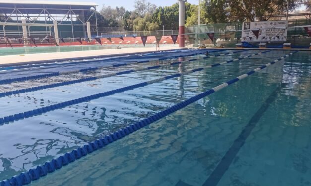Que el fin de verano no te impida nadar: abren inscripciones para curso de natación