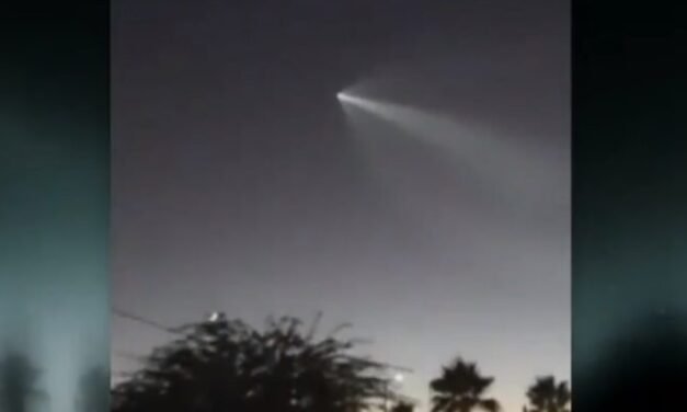 Tijuanenses confundieron al Cohete Falcon X con una invasión extraterrestre 