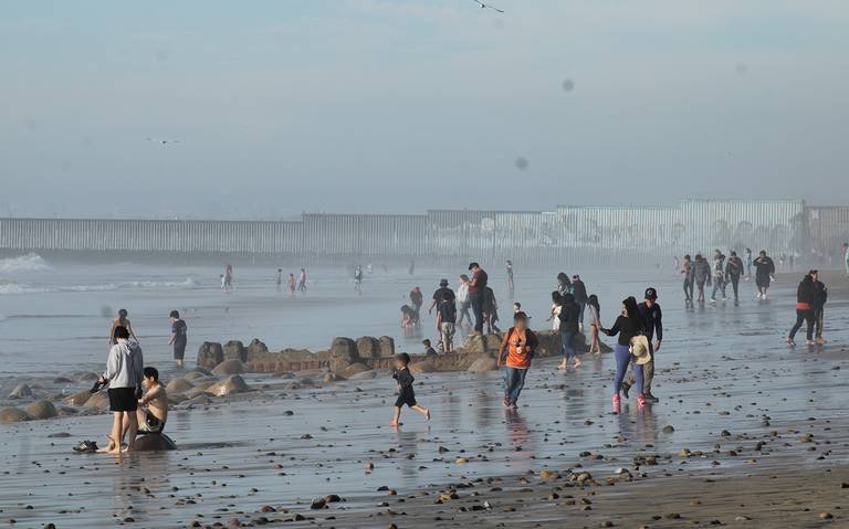 Alto oleaje en playas de Tijuana no ha provocado incidentes
