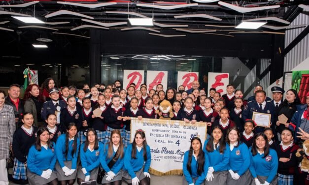 Más de 4 mil 500 alumnos se gradúan del programa D.A.R.E.
