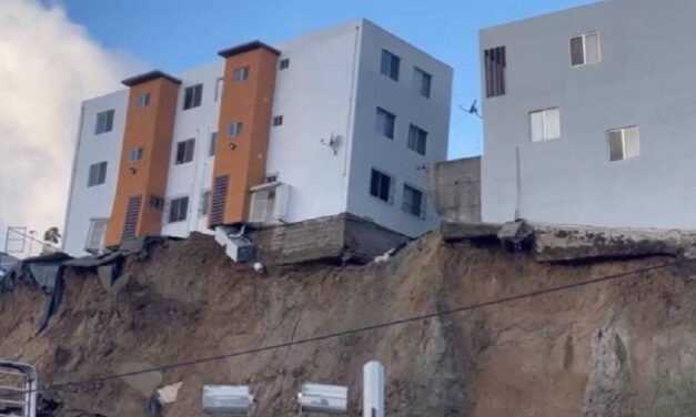 Bulevar Cuauhtémoc Sur continuará cerrado por deslave 