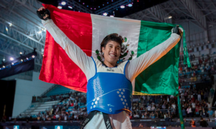 El mexicano Carlos Sansores es triple medallista mundial: Conquista plata en el Campeonato de Taekwondo Bakú 2023 