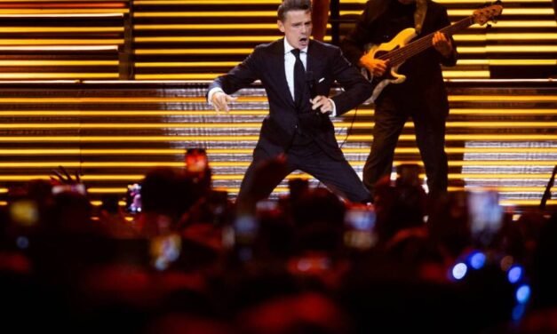 Luis Miguel es hospitalizado de emergencia  