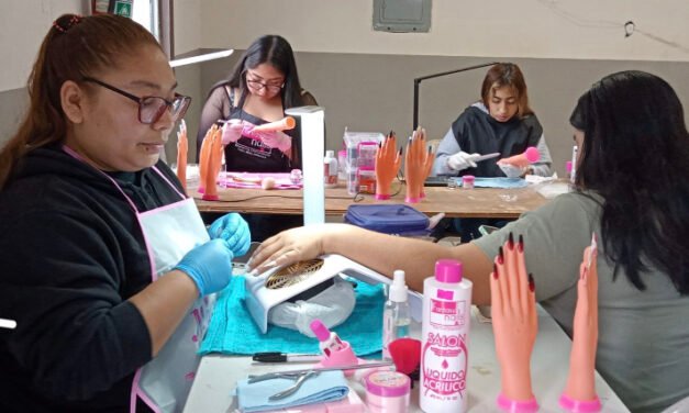 OFERTA SDIF TIJUANA 31 TALLERES PRODUCTIVOS EN CENTROS DE DESARROLLO COMUNITARIO