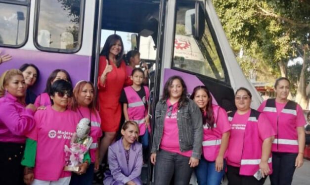 Primera generación de “Mujeres al Volante” brindará servicios en Tijuana