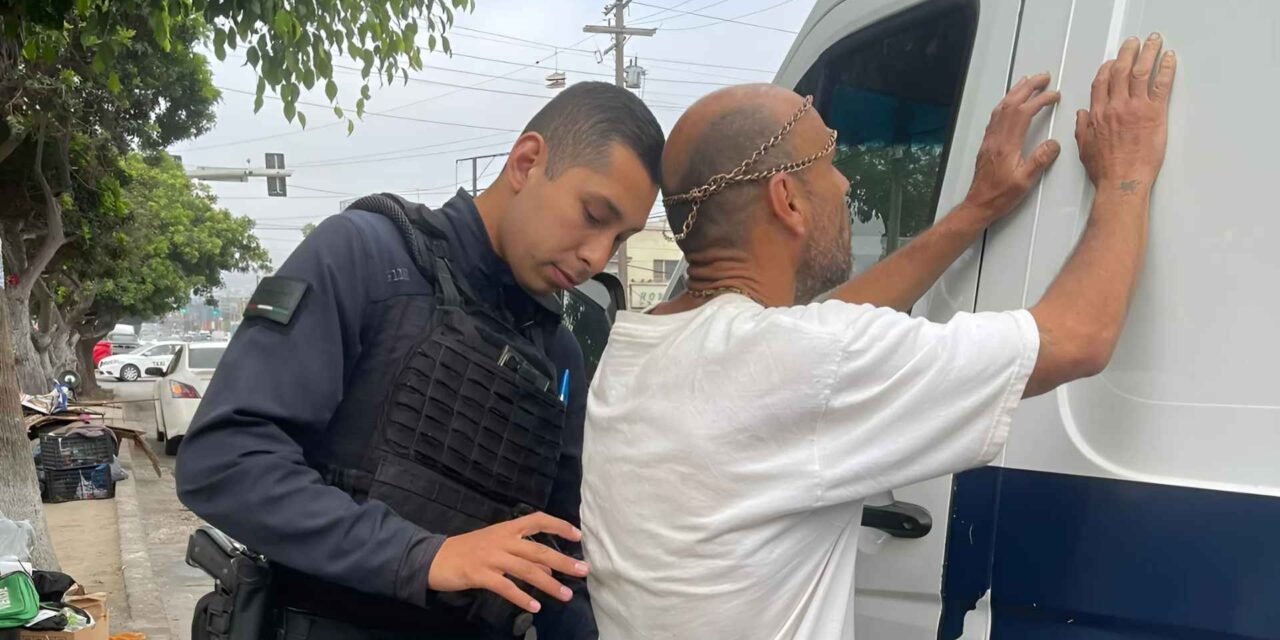 REFUERZAN SEGURIDAD EN AV. REVOLUCIÓN: OPERATIVO BUSCA PROTEGER A LA GENTE QUE TRANSITA EN EL CENTRO