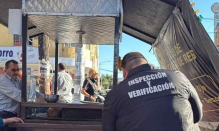 REUBICAN 65 PUESTOS AMBULANTES PARA RECUPERAR LAS CALLES Y MEJORAR LA MOVILIDAD EN TIJUANA
