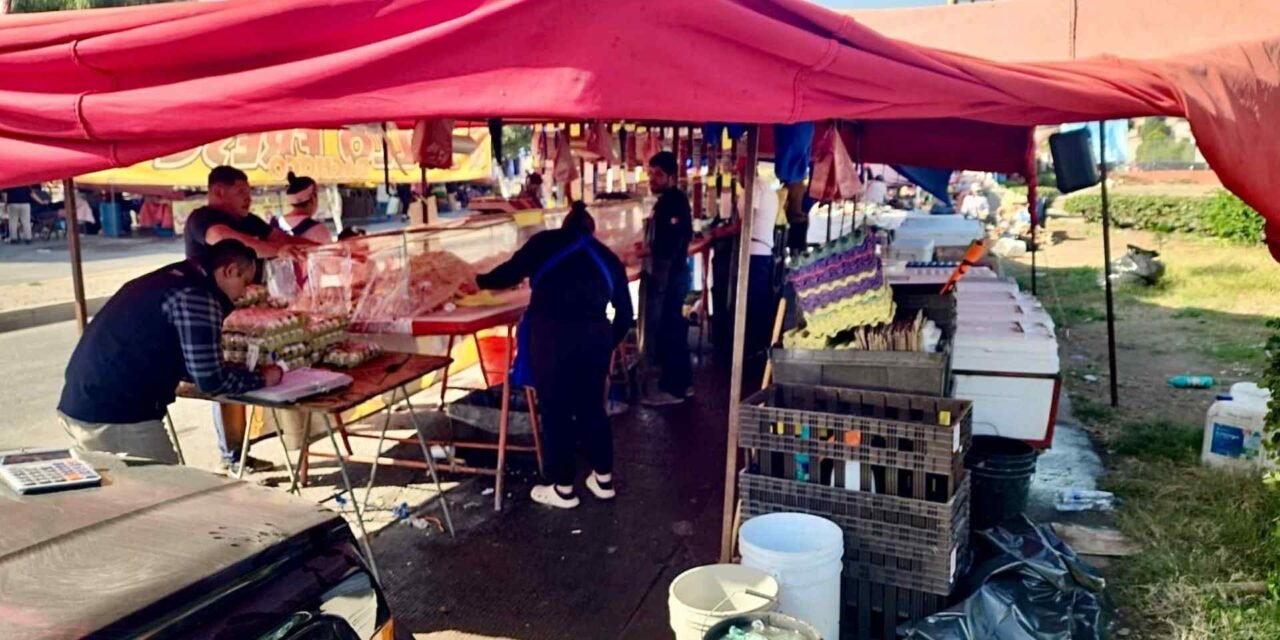 MULTAN A COMERCIANTES POR TAPAR BANQUETAS EN RIBERAS DEL BOSQUE: “LAS CALLES SON DE TODAS Y TODOS”