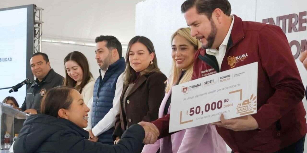BURGUEÑO ENTREGA MÁS DE 900 CRÉDITOS PARA EMPRENDER: “AQUÍ SE LE APOYA A LA GENTE QUE SE LA RIFA”