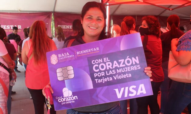 TARJETA VIOLETA DEPOSITA APOYO A MÁS DE 100 MIL MADRES EN BAJA CALIFORNIA; GOBIERNO ANUNCIA TAMBIÉN CIRUGÍAS GRATUITAS