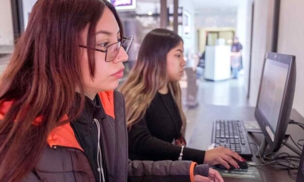 CASI 700 JÓVENES SE APUNTAN A “UN BUEN TALLER” EN TIJUANA: CURSOS GRATIS Y CON ALTA DEMANDA 🎓🔥