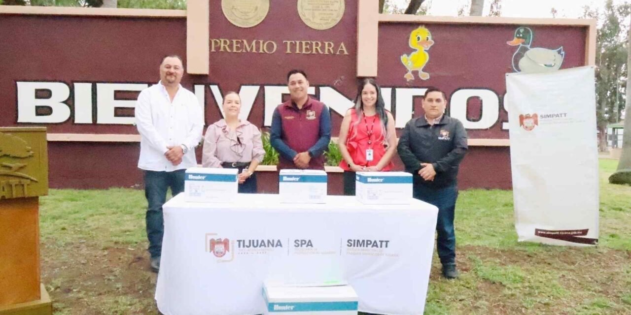 MÁS AGUA, MEJORES ÁREAS VERDES… DONAN ASPERSORES PARA EL PARQUE DE LA AMISTAD 🌳💧