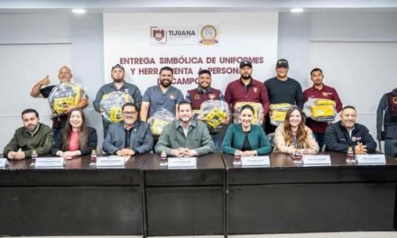 ¡Entrega de uniformes y equipo a personal operativo del Ayuntamiento!