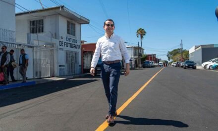 Supervisa alcalde de Tijuana obra de reencarpetado en El Soler