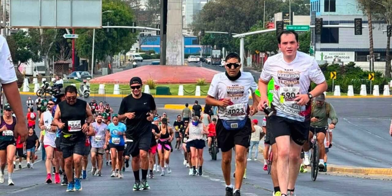 Media Maratón TJ: Miles de personas corren en el XXXI Medio Maratón Internacional Tijuana
