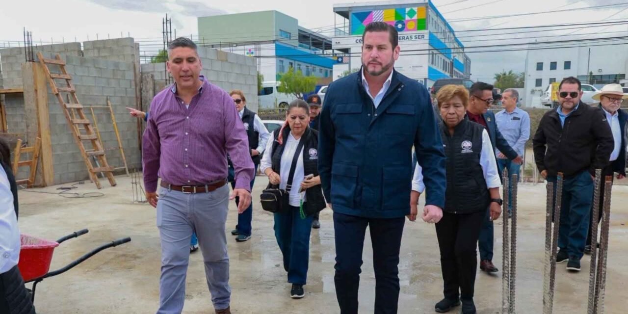 Recorre Burgueño avance de construcción de la Casa de Retiro de Jubilados y Pensionados de la Sección 2 del SNTE